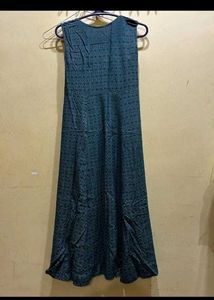 Avaasa Printed A-line Kurta With Jacket
