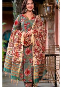 Floral Printed 3 piece Kurta Set