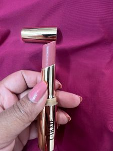 Lakme 9to5 Power play Priming Matt Lipstick