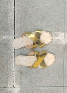 Gold Flats &amp; Chappal
