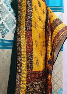 Elegant Mustard Yellow Side.dori Pattern Dress