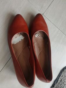 Price 🔽🔽Classy Formal Heels Unique Brick Color