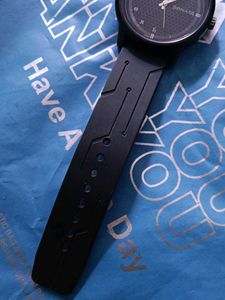 Sonata Black Dial Analog Watch