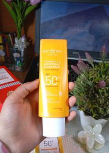 Dot &amp; Key Vitamin C + E Sunscreen