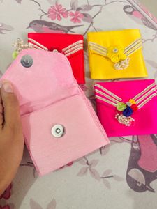 Pack of 4 Floral Ethnic Pouch