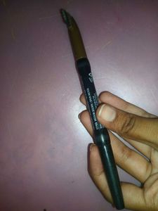 nyx professional Eyebrow Pencil (EP03 medium brown