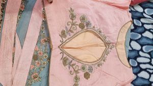 Beautiful Saree With Stitched Heavy Blouse