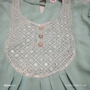 Women Top