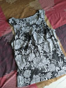 Floral Sleeveless Top