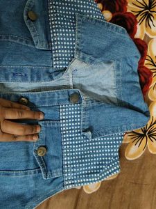 Denim Vest with Embellishments star print 🐾