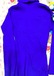 2 Sets Of High Neck 💙🤍🖤
