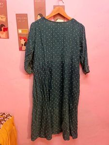 Avaasa Green Anarkali Kurta (Women&#39;s)