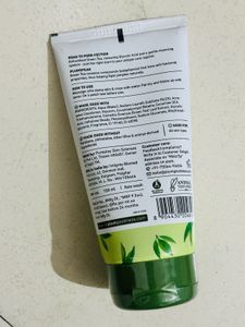 Plum Help Acne Fight Pore Cleansing Face Wash