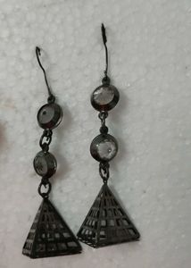 2 Set Of Earing