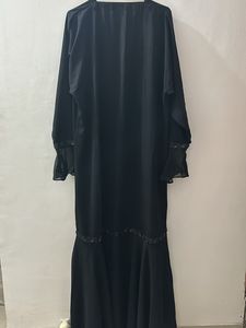 Dubai Abaya