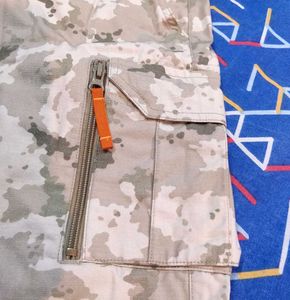 Multipurpose Camo Shorts 30 Inch