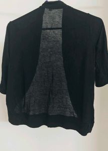 Black Shrug | Top