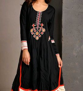 🚨🚨SALE🔥 Embroidered Black Kurti