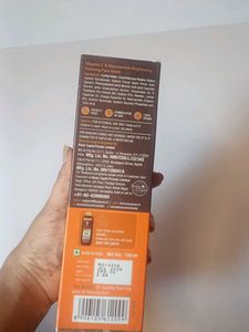 WOW Vitamin C Face Wash