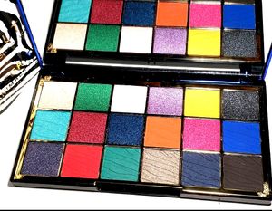 Makeup Revolution Eyeshadow Palette