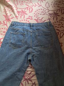 Wide Leg Frayed Hem Jeans