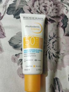 Bioderma Photoderm Creme Tinted Sunscreen Spf50+