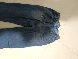 Three Vintage High-Waisted Jeans
