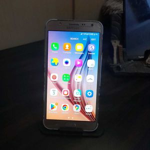 Samsung Galaxy J7 - Good Condition