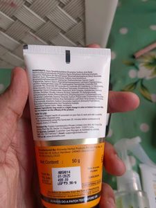DR SHETHS CERAMIDE AND VITAMIN C SUNSCREEN