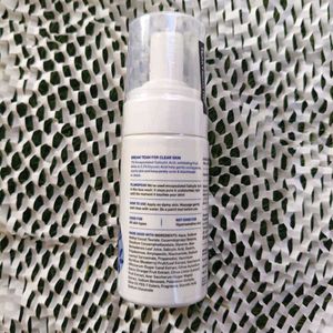 Plum Salicylic Acid Face Wash