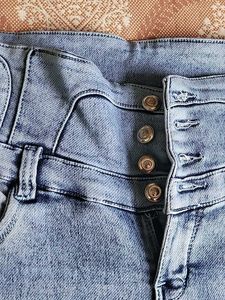 Beautiful Blue Denim Jeans ❤️