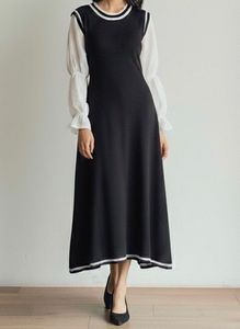 Elegant Black Midi Dress