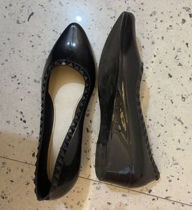 Garima Black Pointed Flats