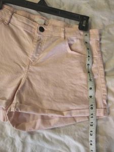 H&amp;M Beautiful Short