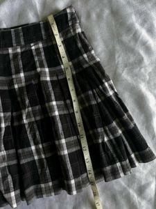 Plaid Mini Skirt Outfit