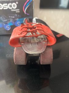 adjustable skates