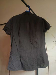 fitted brown top