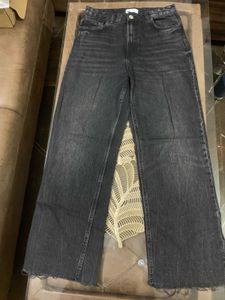 *Steal Deal* ZARA Black Straight Leg Jeans