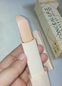 Two Highlighters Of Mac And 1 Concealer Stick