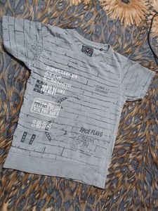 Graphic Print T-Shirt