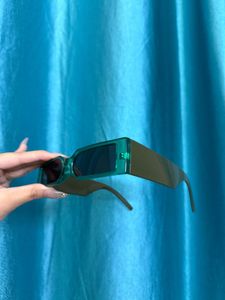 Green Retro Sunglasses
