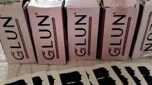 Glun Black Stickers With White Pencil