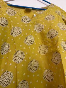 Floral Print Short Kurti