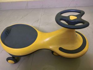 Kids Ride-On swing Car