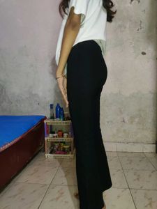 3 Casual Jeans For 999 Onlyyy...