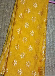Elegant Yellow Dupatta with Floral Design