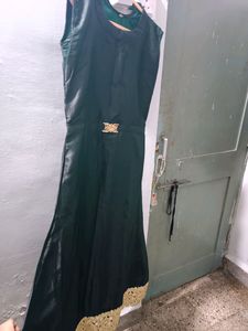 Bottle Green Asthetic Mehendi Wear Gowns For Women