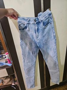 Light Wash Denim Jeans