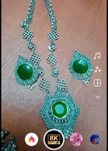 Green Agate &amp; Silver Statement Necklace
