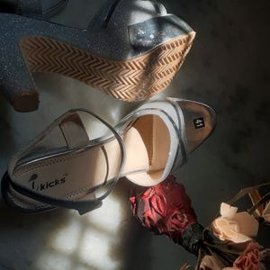 Shimmery Silver Heels ~modern cindrella~❄